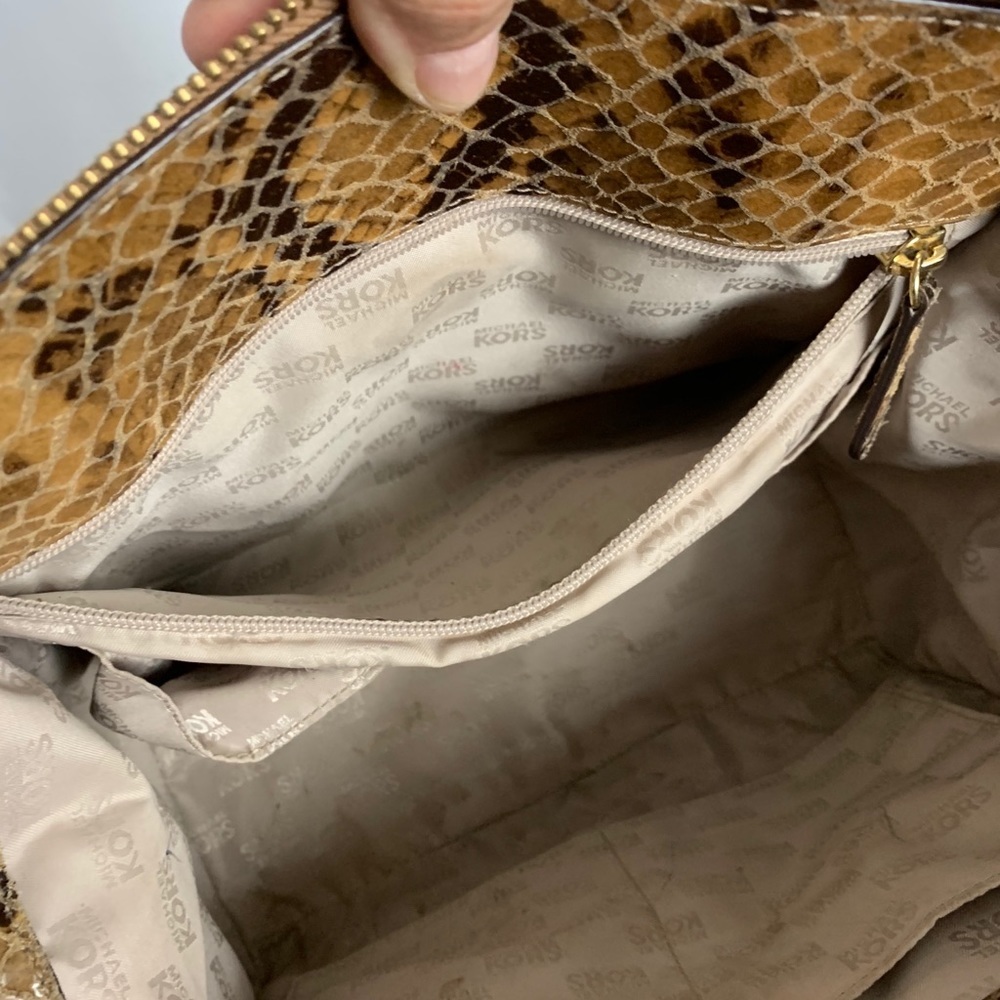 Michael Kors python print bag - Picture 10 of 14
